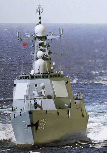 Với đội tàu khu trục 052D và 054A hộ tống tàu sân bay Liêu Ninh hoàn toàn có thể yên tâm hoạt động trên biển với hệ thống vũ khí phòng ngự được đánh giá rất yếu.