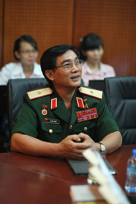 	Thiếu tướng, Anh hùng Lực lượng vũ trang Lê Mã Lương. Ảnh: Hoàng Hiển