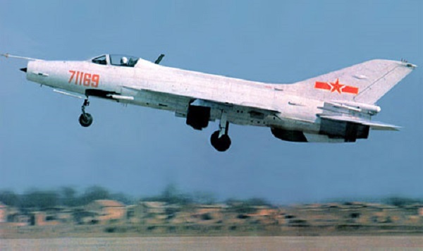 J-7 được sản xuất theo dây chuyền công nghệ Mig-21