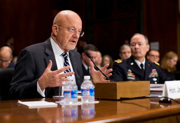  	Giám đốc Tình báo Quốc gia Mỹ James Clapper tại phiên điều trần ngày 2/10 trước Ủy ban Tư pháp Thượng viện.