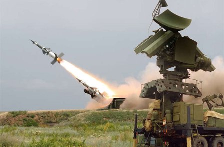 Đạn tên lửa của hệ thống S-125 Pechora có khả năng bắn hạ mục tiêu ở tầm xa tối đa 35km, độ cao 18km. Ảnh minh họa