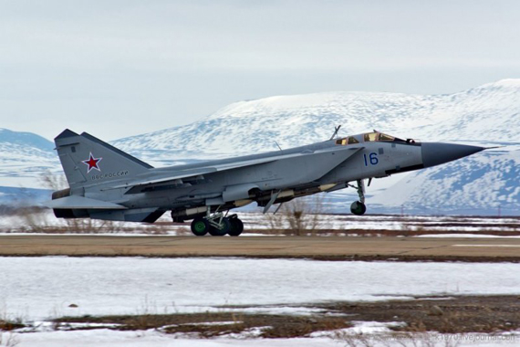 Xem MiG-31, Tu-134, Il-76 của Nga diễn tập không báo trước