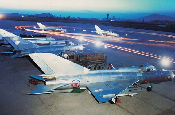 
	MiG là dòng máy bay chiến đấu chủ yếu của triều Tiên.