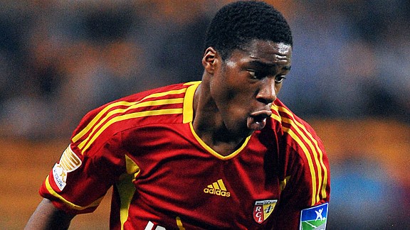 	Tiền vệ Kondogbia