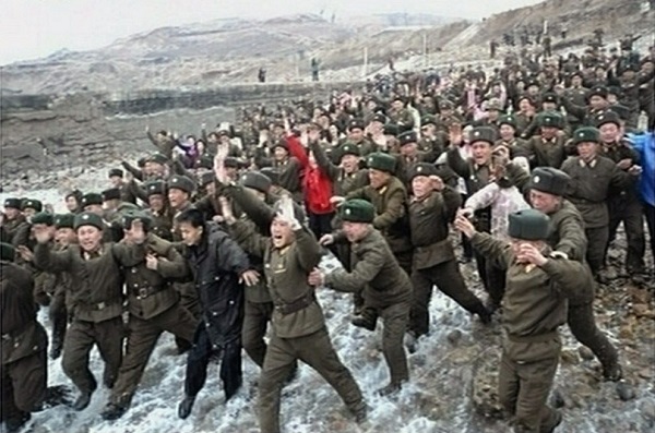 Tính cả lực lượng thường trực và dự bị, Triều Tiên đang có quân đội đông nhất thế giới