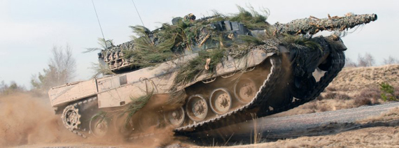 
	Nhìn bề ngoài, Arjun MK-II khá giống với Leopard 2 của Đức.