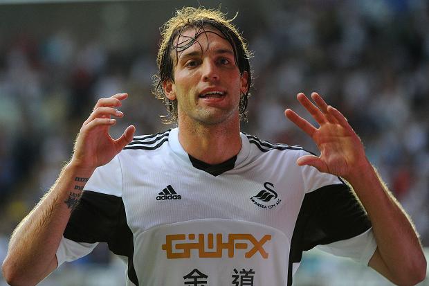 
	Arsenal đang nhắm tới Michu