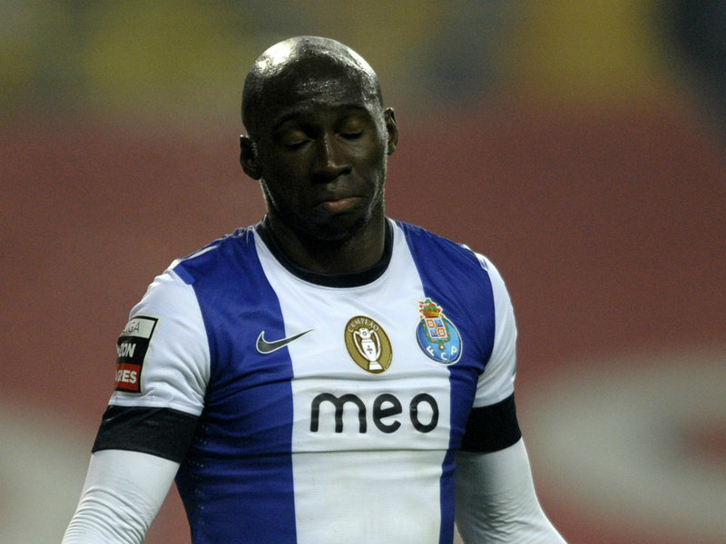 
	Cách đây 2 năm, Porto chiêu mộ Mangala từ Standard Liege với giá chỉ 5.5 triệu bảng