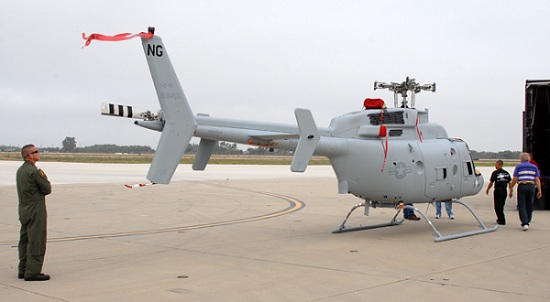 Chiếc MQ-8C đầu tiên được chuyển giao cho Hải quân Mỹ.