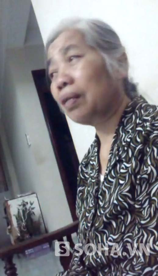 Bà Minh, mẹ của anh Nguyễn Tuấn Nghĩa