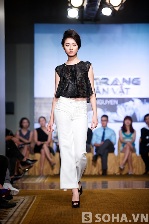 Dương Mỹ Linh làm bà hoàng trên sàn catwalk