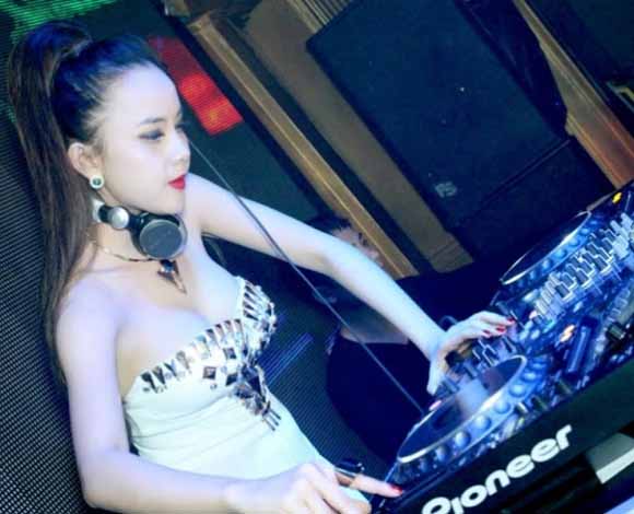 Tuyển tập những nữ DJ tài năng và nóng bỏng nhất Việt Nam P.1