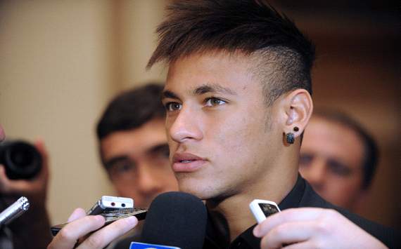 
	Neymar không tin ĐT Anh có thể vô địch World Cup 2014