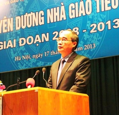 Ông Nguyễn Thiện Nhân nói về vai trò của ngành giáo dục nhân ngày 20/11.