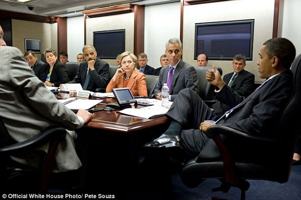 
	Ông Obama phát biểu trong cuộc họp về nguy cơ khủng bố vào tháng 5/2010 sau vụ đánh bom xe ở Quảng Trường Thời Đại.
