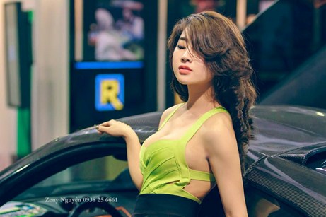 15 shoot hình 'đốt mắt' của DJ Oxy