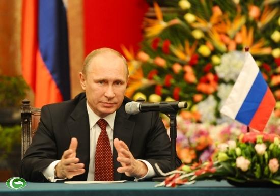 
	Ông Putin trong lễ ký kết hợp tác quốc phòng giữa Việt Nam và LB Nga