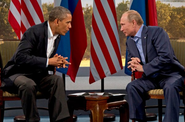 	Tổng thống Mỹ Oama và Tổng thống Nga Putin