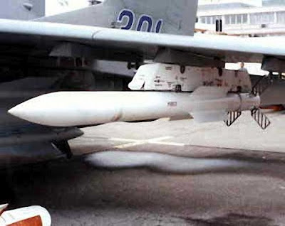 Chỉ với sát thủ tầm xa R-27, Su 30 Việt Nam chưa thể bảo vệ bầu trời biển Đông