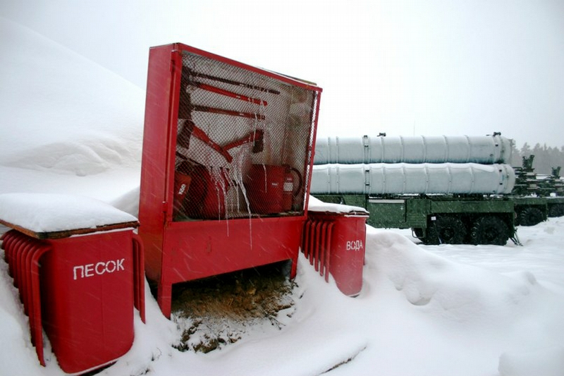 Ngắm S-300 trong bão tuyết