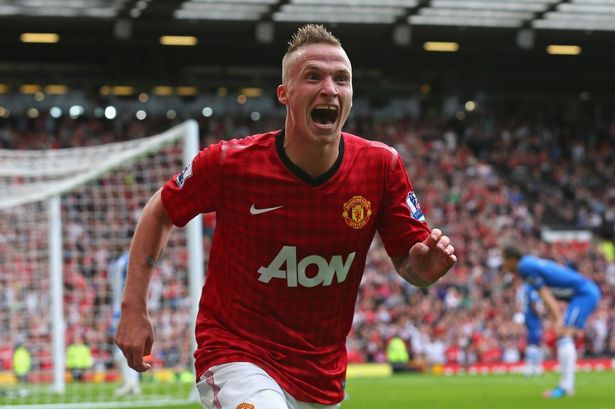 
	Alex Buttner từng muốn bỏ Man United để về Hà Lan