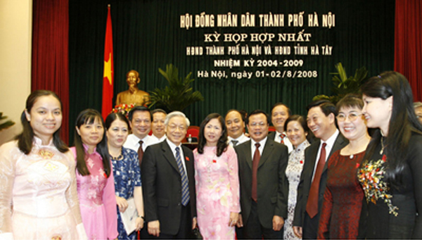 Kỳ họp hợp nhất HĐND Hà Nội và HĐND tỉnh Hà Tây (Ảnh: Báo ĐBND)