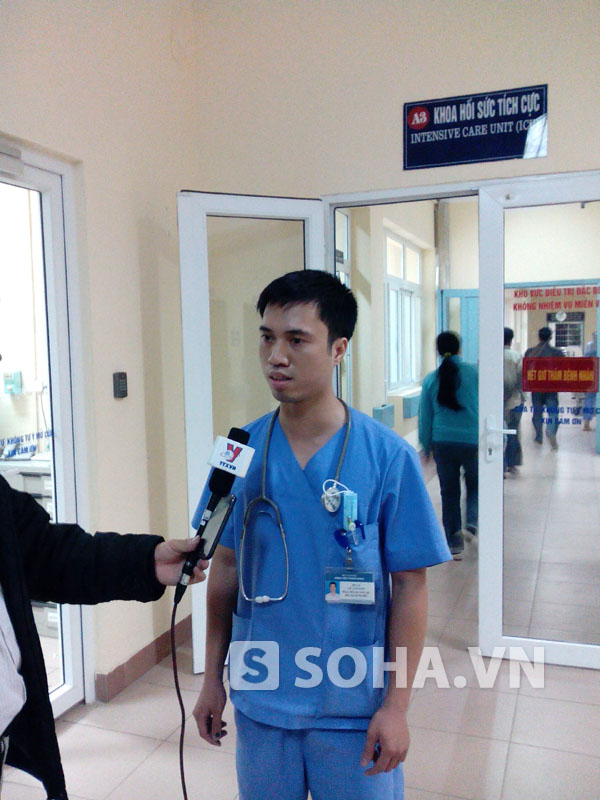 Bác sĩ Lê Văn Dẫn, người trực tiếp cấp cứu cho nạn nhân Huy.