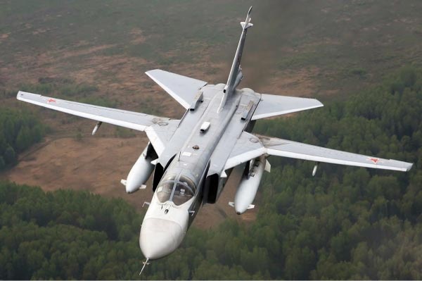 Su-24 là máy bay thế hệ 3 đầu tiên của Liên Xô được trang bị hệ thống dẫn hướng và tấn công kỹ thuật số.