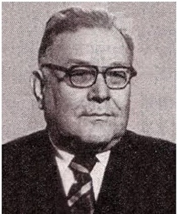 Yevgeny Fyodorovich Dragunov (1920-1991) – cha đẻ của SVD Dragunov.