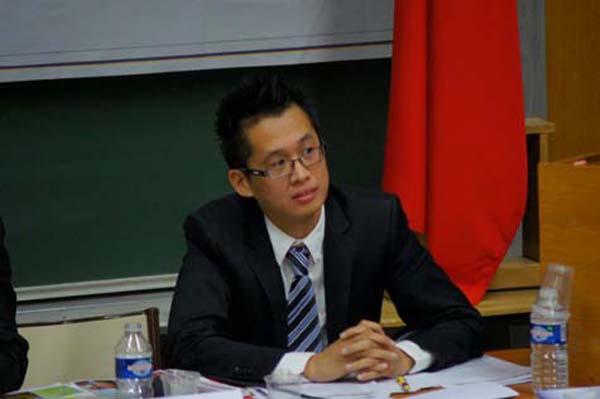 	Tiến sĩ Tạ Minh Trí, Chủ tịch Hội Sinh viên Việt Nam tại Pháp 