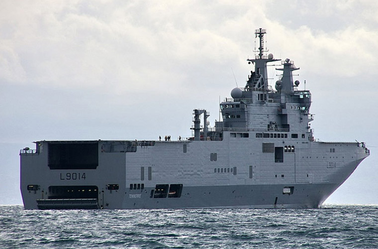 Tàu đổ bộ chở trực thăng lớp Mistral