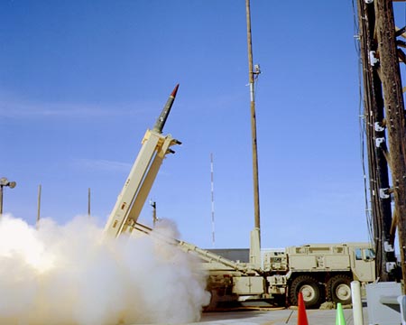 Hệ thống phòng thủ tên lửa THAAD của Mỹ.