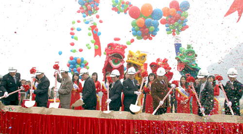 	Ngày 29/12/2009, Hoàng Anh Gia Lai đã khởi công xây dựng nhà máy thủy điện Bá Thước 1 và 2