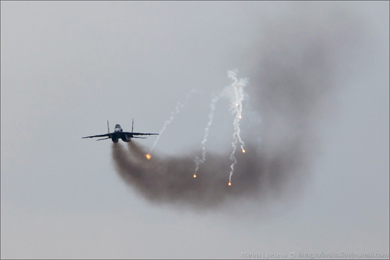 Màn trình diễn đỉnh cao của Su-27/30 và MiG-29 tại LIMA-2013 (P2)