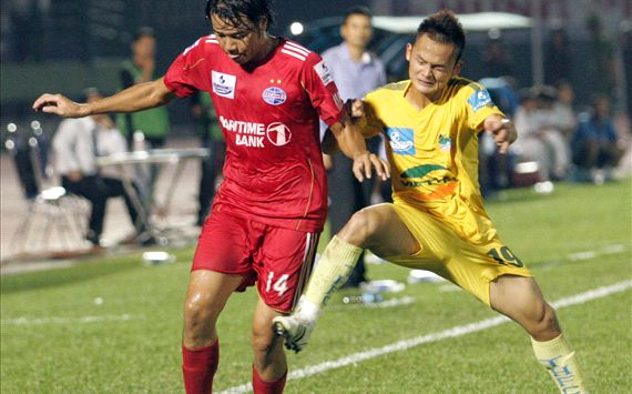 Trọng tài lại gây bức xúc tại V-League