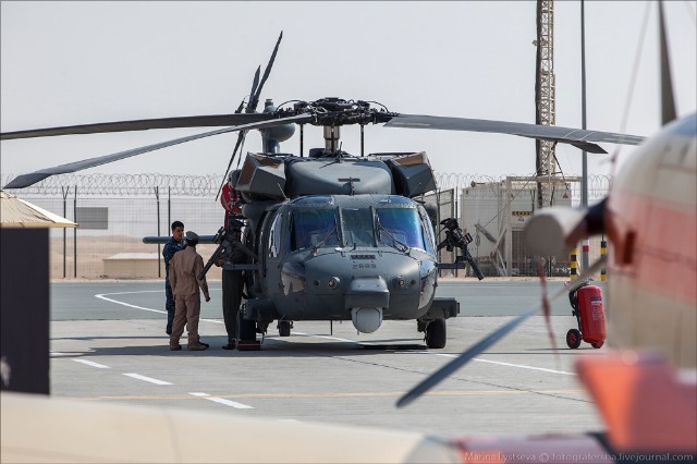  	Sikorsky UH-60 Black Hawk 
