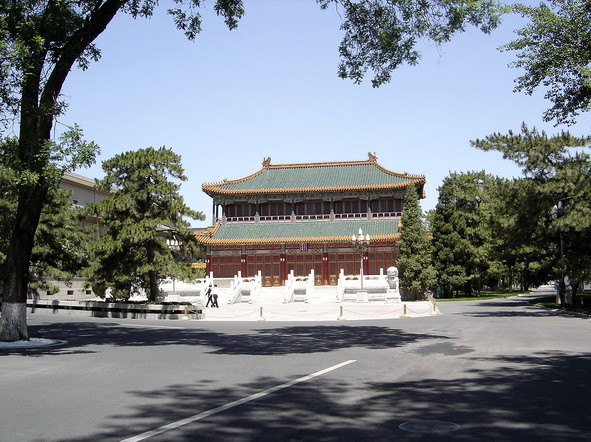  	Trước đây, Ziguangge là nơi Hoàng đế Trung Hoa ngự để xem các cuộc đấu võ thuật.