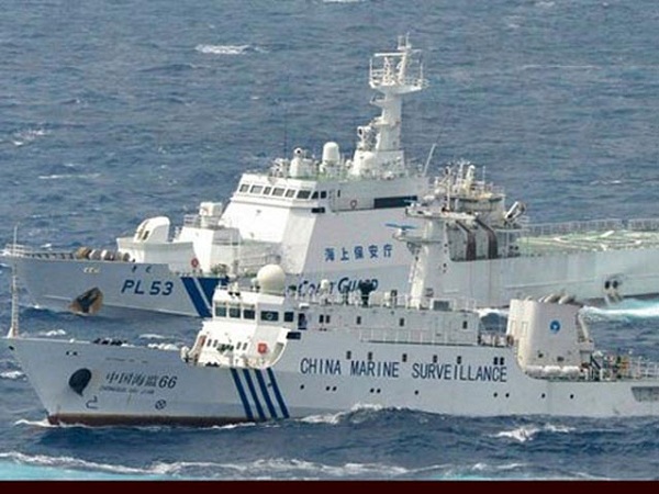 	Tàu Trung Quốc trong vùng biển tranh chấp với Nhật Bản.