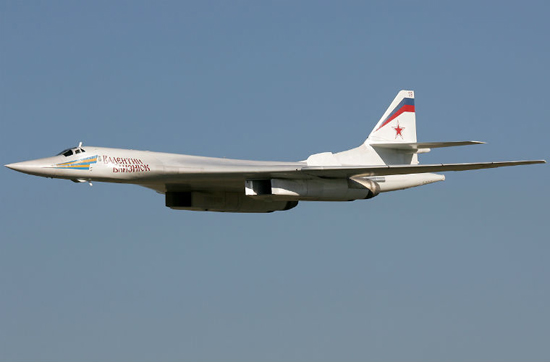 Tu-160 được thiết kế với 2 khoang vũ khí trong thân chứa tổng cộng 40 tấn bom, tên lửa.