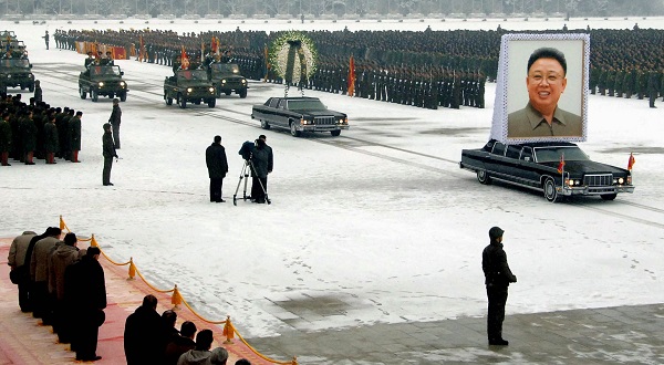 
	Trong thời gian quốc tang cha mình, Kim Jong Un đã tử hình khoảng 10 cán bộ cao cấp của quân đội Triều Tiên