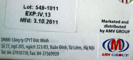 	Trên hộp văcxin ghi rõ hạn sử dụng là tháng 4/2013 