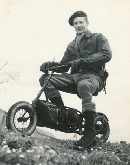 Xe mô-tô có 1-0-2 trong Thế chiến II