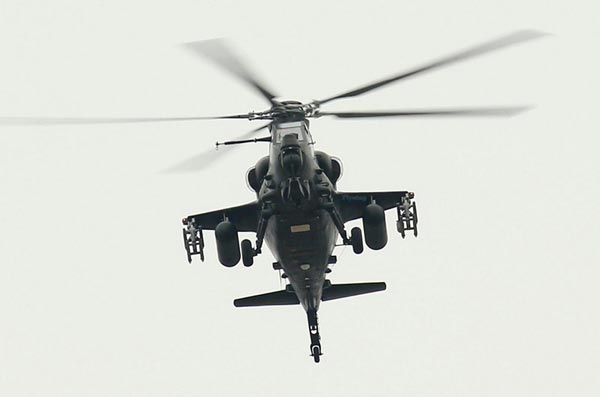 Một số trang mạng quốc phòng Trung Quốc đã đăng tải  một số hình ảnh về trực thăng tấn công WZ-10 của Không quân Trung Quốc.
