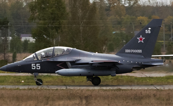 Chiếc Yak-130 số hiệu 55