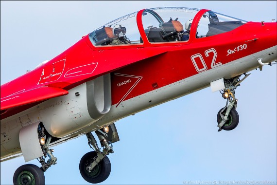 	Khách hàng của Yak-130 hiện nay bao gồm Nga (67 chiếc), Algeria (16 chiếc), Belarus (4 chiếc).