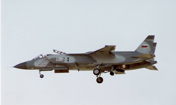  	Yak-141