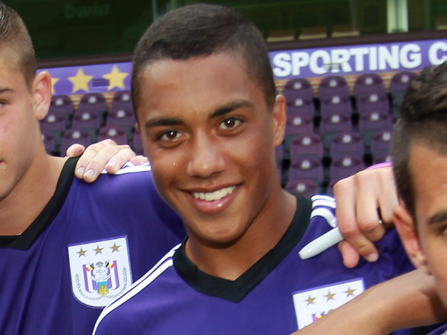 
	Tottenham sẽ có được tài năng trẻ Youri Tielemans vào tháng Giêng