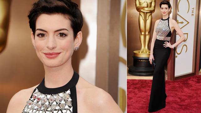 Anna Hathaway cá tính và gợi cảm.