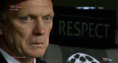 Khuôn mặt khắc khổ của Moyes khi chứng kiến Man United thủng lưới đêm qu