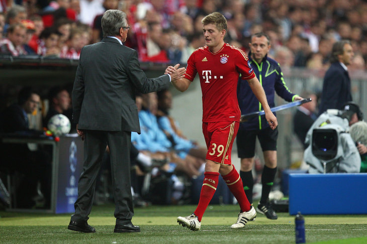 Toni Kroos rất nghe lời HLV Heynckes